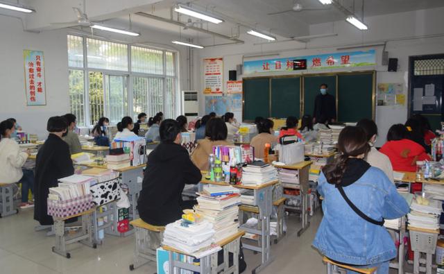 今天，开学！阜阳高三学子率先复课